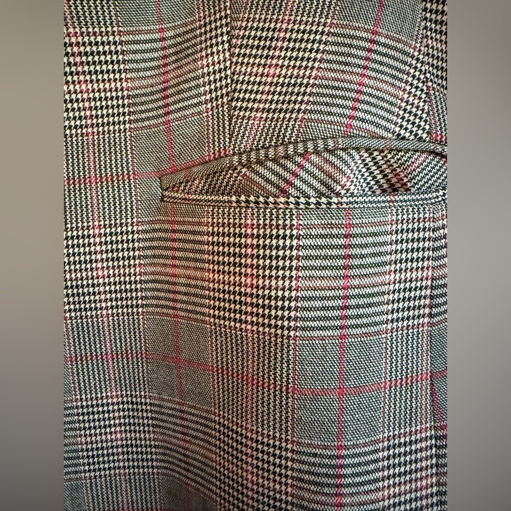 Express Tailored Plaid Blazer - Picture 5 of 10